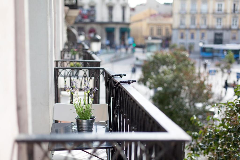 Hostal Bahia Madrid Dış mekan fotoğraf